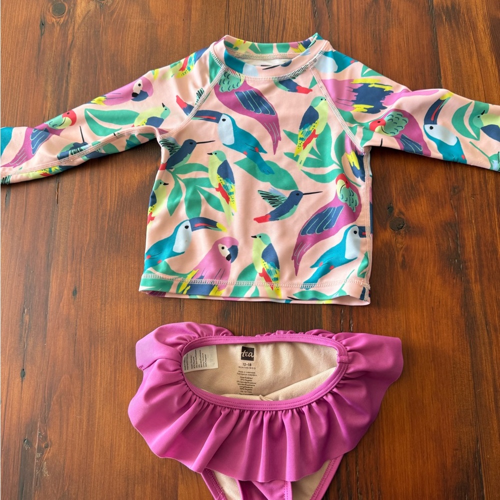 Tea Collection Tropical Bird Rashguard Set